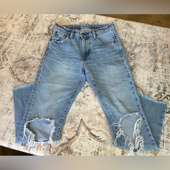 Levis Ripped Knee Raw Hem Jeans - Picture 3 of 4
